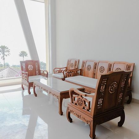 Oyo 1194 Villa Bukit Panderman Residence Batu  Luaran gambar