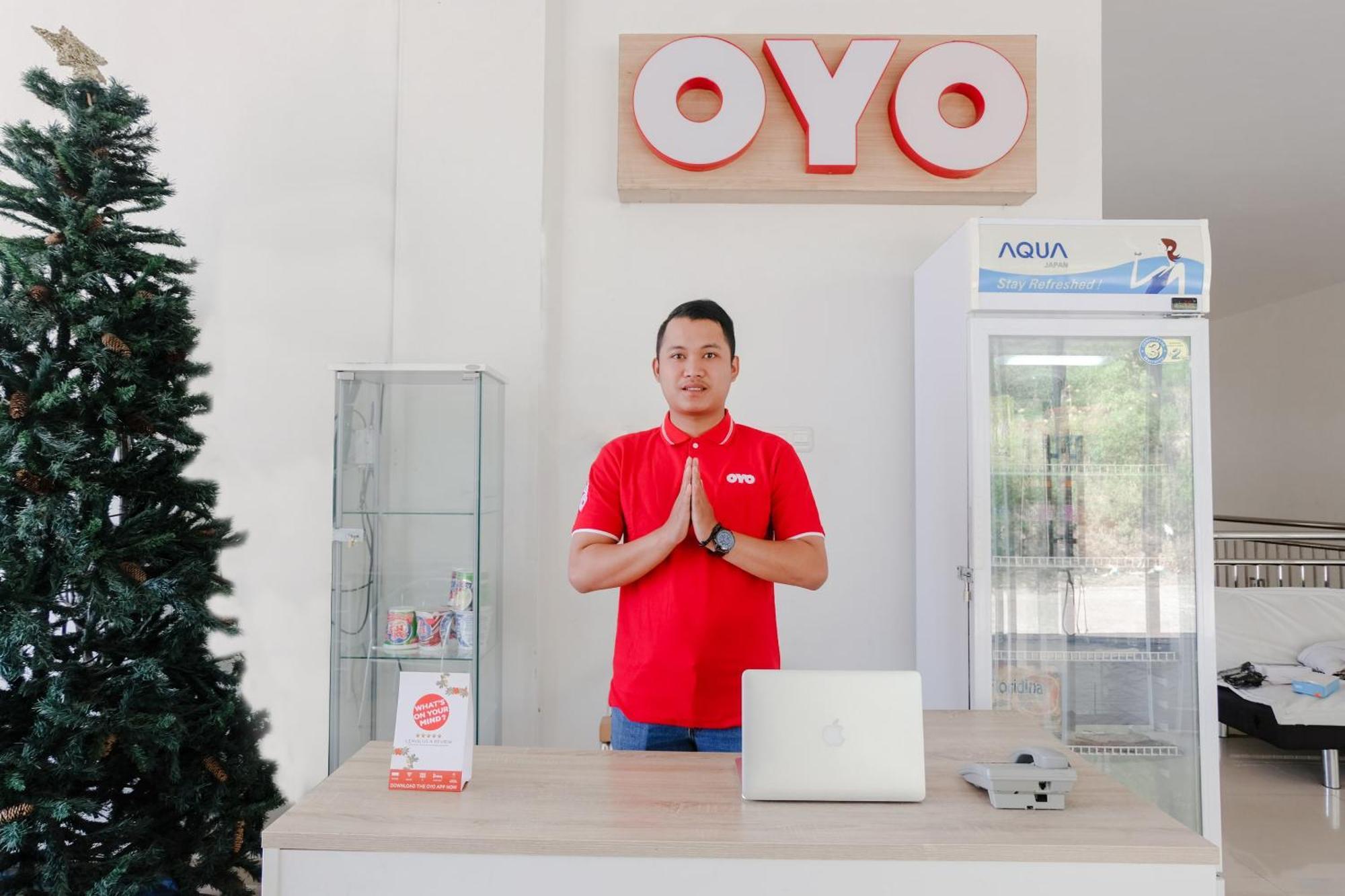 Oyo 1194 Villa Bukit Panderman Residence Batu  Luaran gambar