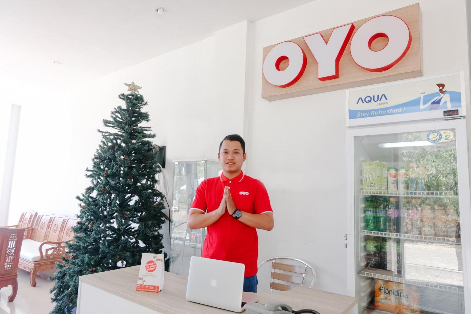 Oyo 1194 Villa Bukit Panderman Residence Batu  Luaran gambar