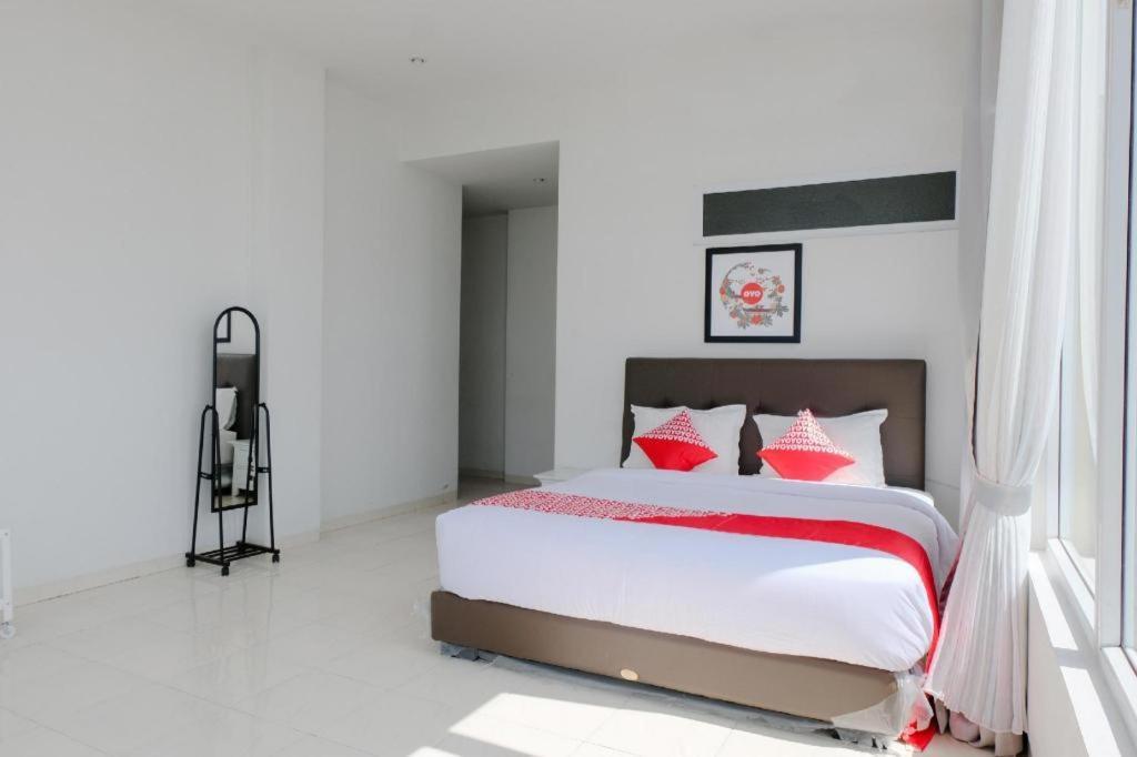 Oyo 1194 Villa Bukit Panderman Residence Batu  Luaran gambar